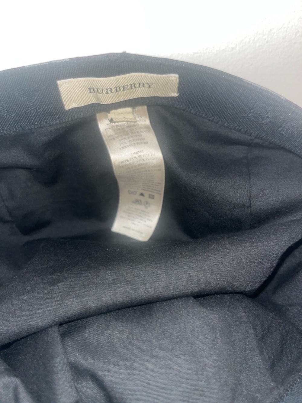 Burberry - Picture 5 of 5